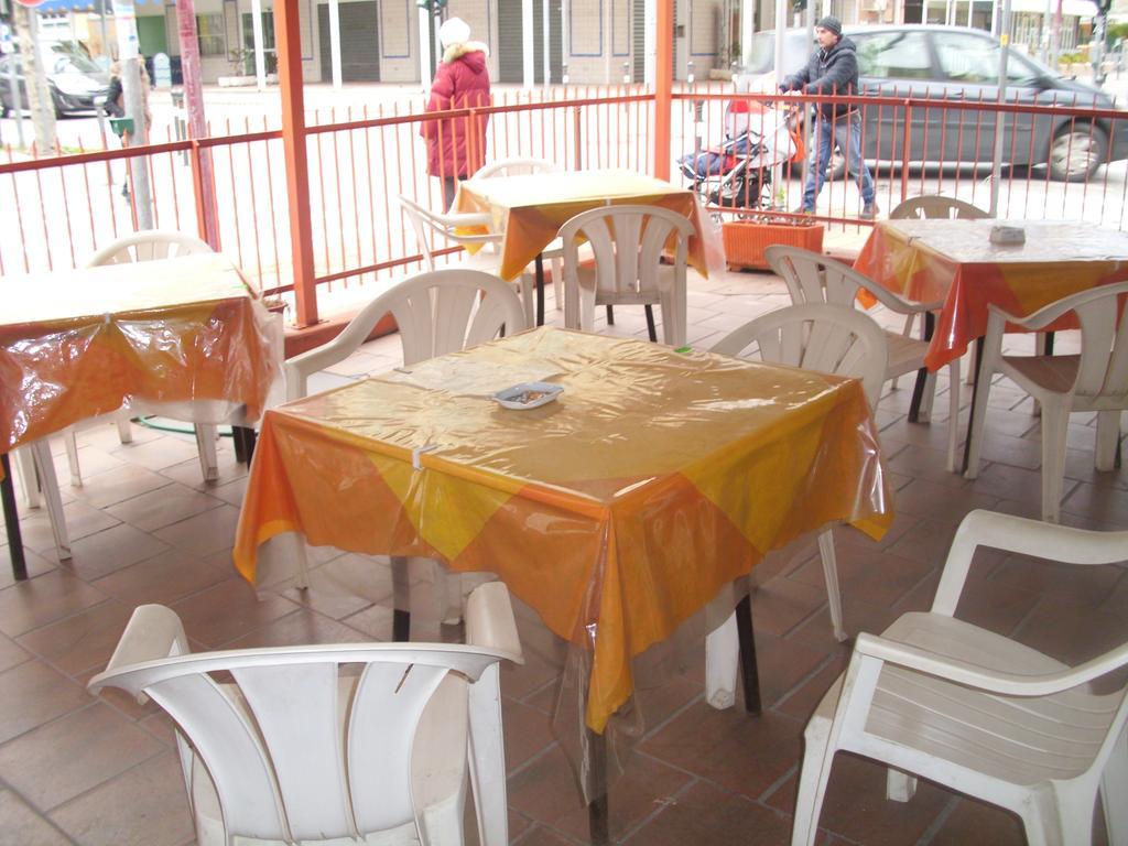 Hotel Adler Rimini Exterior foto