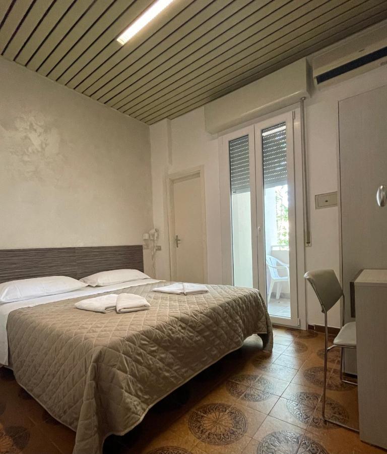 Hotel Adler Rimini Exterior foto