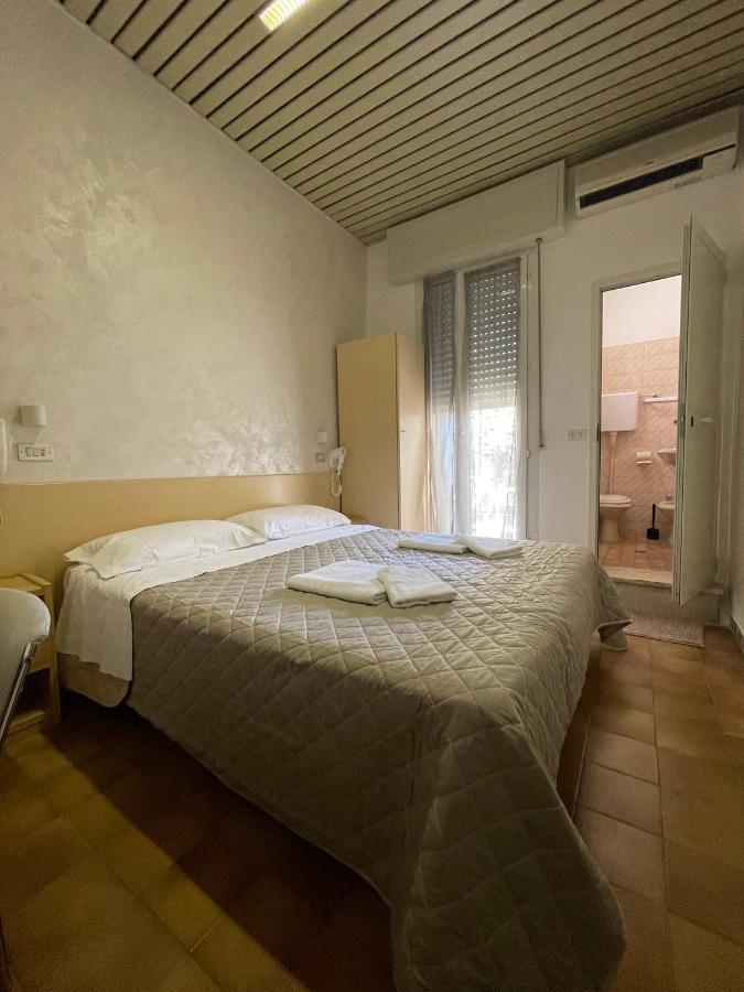 Hotel Adler Rimini Exterior foto