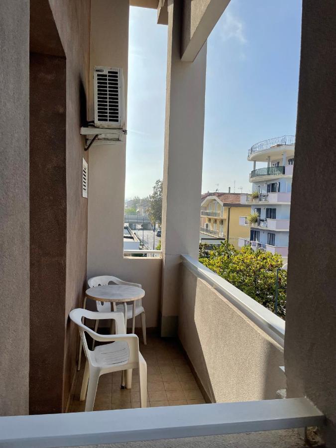 Hotel Adler Rimini Exterior foto